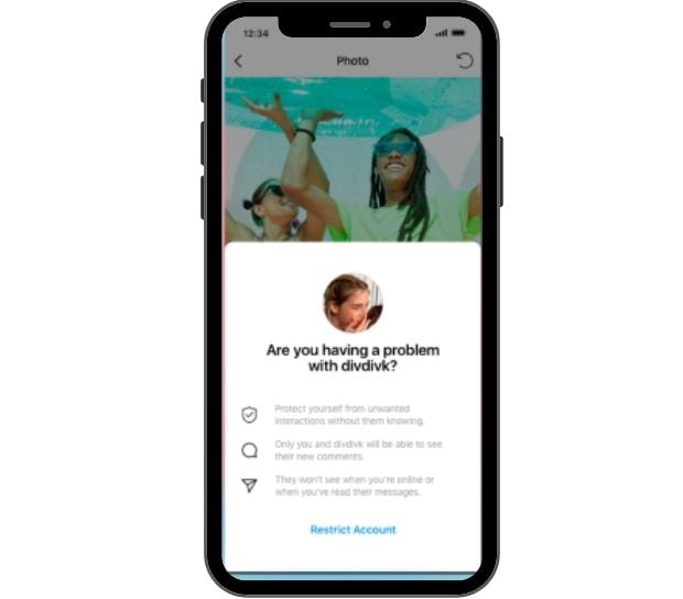 ریستریک کامنت